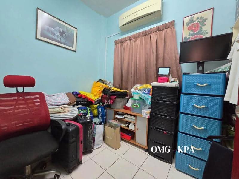 Pangsapuri untuk Dijual di Tropika Apartment - Tom Lee - Bedroom - PropertyGuru.com.my