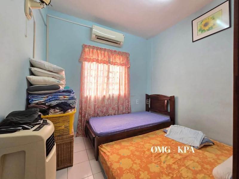 Pangsapuri untuk Dijual di Tropika Apartment - Tom Lee - Bedroom - PropertyGuru.com.my