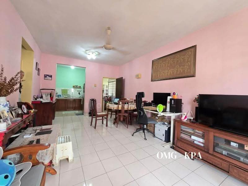 Pangsapuri untuk Dijual di Tropika Apartment - Tom Lee - Living Room - PropertyGuru.com.my