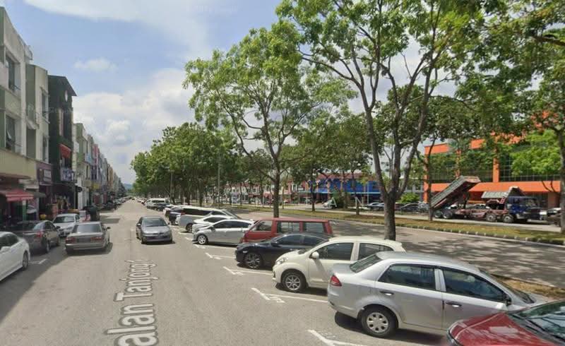 Shop / Office for Sale in Taman Desa Cemerlang (Ulu Tiram) - Iden Tan - Exterior - PropertyGuru.com.my
