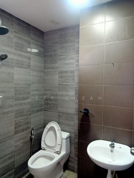 Kediaman Servis untuk Dijual di Symphony Tower (Menara Simfoni) - Jeff Cheah - PropertyGuru.com.my
