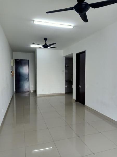 Kediaman Servis untuk Dijual di Symphony Tower (Menara Simfoni) - Jeff Cheah - Interior - PropertyGuru.com.my