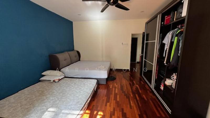 Rumah Berkembar untuk Dijual di Taman Equine (Seri Kembangan) - Aaron Yong - Bedroom - PropertyGuru.com.my