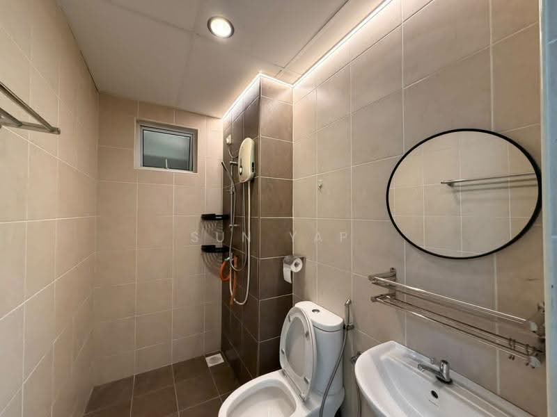 Kediaman Servis untuk Disewa di Pangsapuri Tanah Emas (Golden Sands) - Sun Yap - Bathroom - PropertyGuru.com.my
