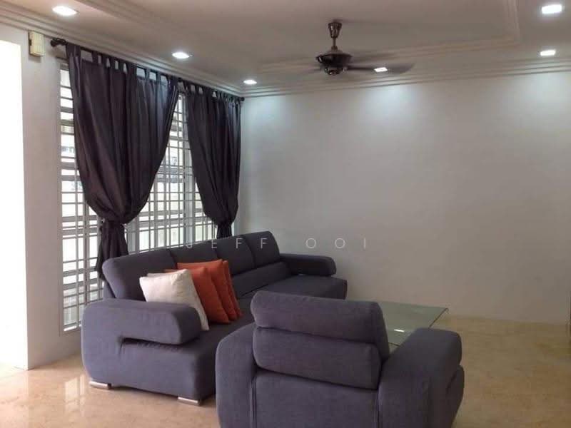 Semi-Detached House for Sale in Island Glades (Jelutong) - Jeff Ooi - Living Room - PropertyGuru.com.my