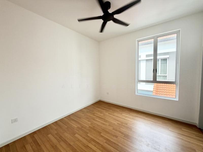 Rumah Kluster untuk Dijual di Alam Sari (Bangi) - Alif Saad - Bedroom - PropertyGuru.com.my