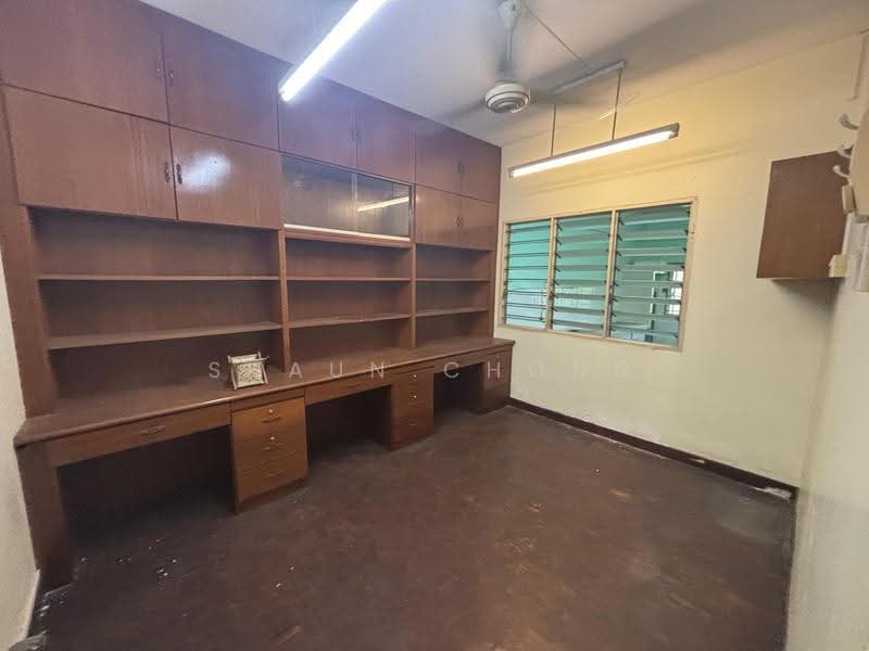 2-storey Terraced House for Rent in Desa Bunga Raya (Kajang) - Shaun Chong - Study - PropertyGuru.com.my