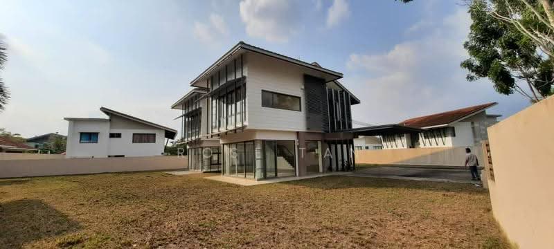Bungalow House untuk Dijual di Bandar Seri Putra (Bangi) - Rose Tan - Exterior - PropertyGuru.com.my