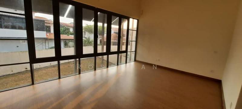 Bungalow House untuk Dijual di Bandar Seri Putra (Bangi) - Rose Tan - Living Room - PropertyGuru.com.my