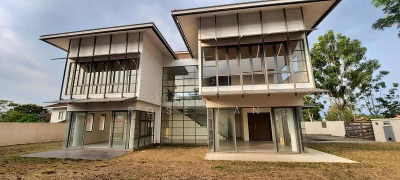 Bungalow House untuk Dijual di Bandar Seri Putra (Bangi) - Rose Tan - Exterior - PropertyGuru.com.my