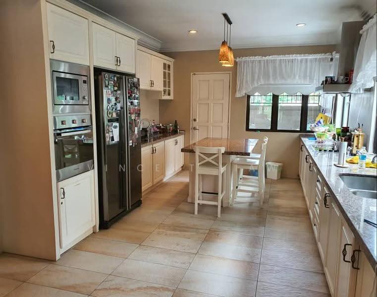 Semi-Detached House for Sale in Kota Damansara (Selangor) - Vincent Liaw - Kitchen - PropertyGuru.com.my