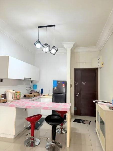 Service Residence for Rent at V@SUMMERPLACE - Serene Low - Kitchen - PropertyGuru.com.my