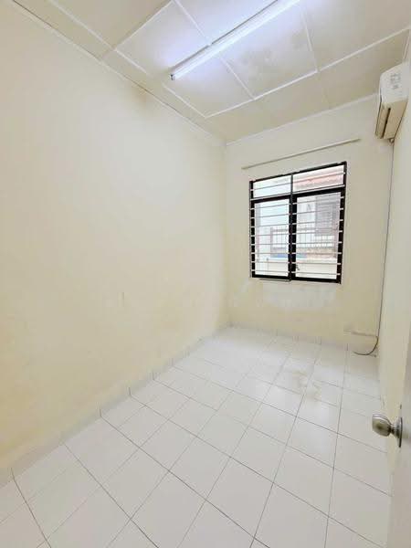 Rumah Berkembar untuk Dijual di Taman Mutiara Indah (Puchong) - Evan Goh - Interior - PropertyGuru.com.my