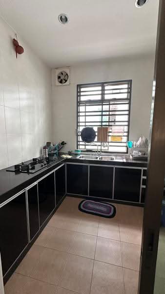 2-storey Terraced House for Sale in Setia Tropika (Johor Bahru) - Sharon Ng - Kitchen - PropertyGuru.com.my