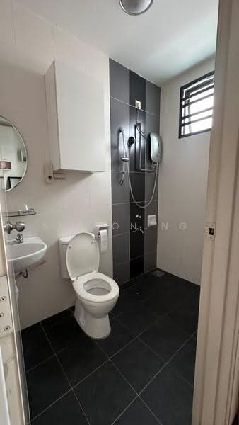 2-storey Terraced House for Sale in Setia Tropika (Johor Bahru) - Sharon Ng - Bathroom - PropertyGuru.com.my