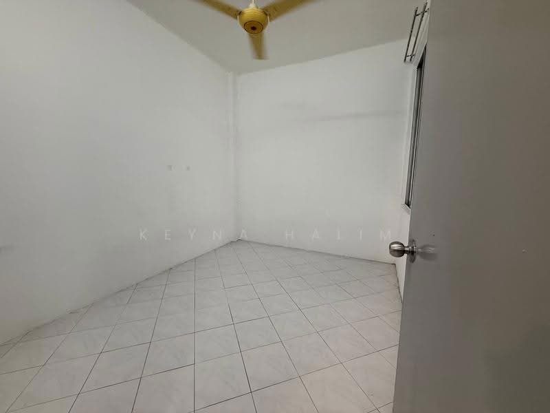 Apartment for Sale at Pangsapuri Putra Indah - Keyna Halim - Interior - PropertyGuru.com.my