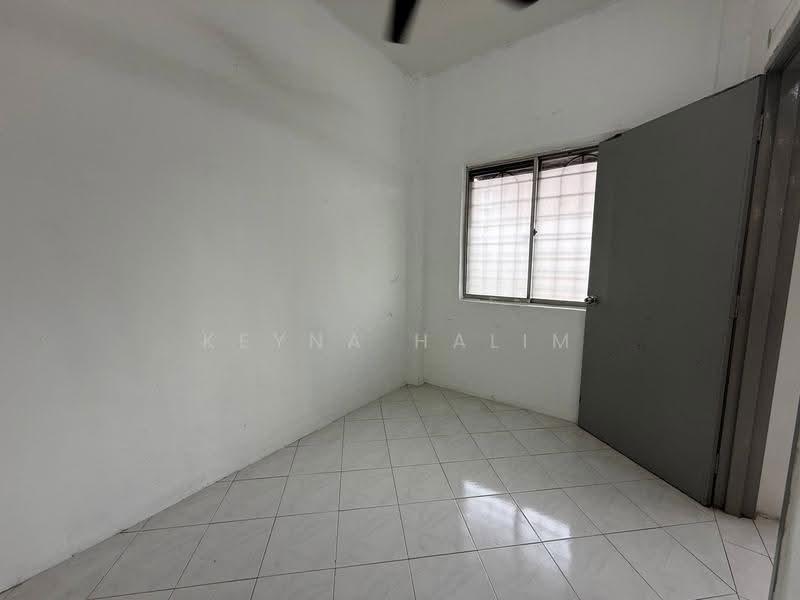 Apartment for Sale at Pangsapuri Putra Indah - Keyna Halim - Interior - PropertyGuru.com.my