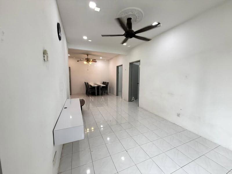 Apartment for Sale at Pangsapuri Putra Indah - Keyna Halim - Living Room - PropertyGuru.com.my