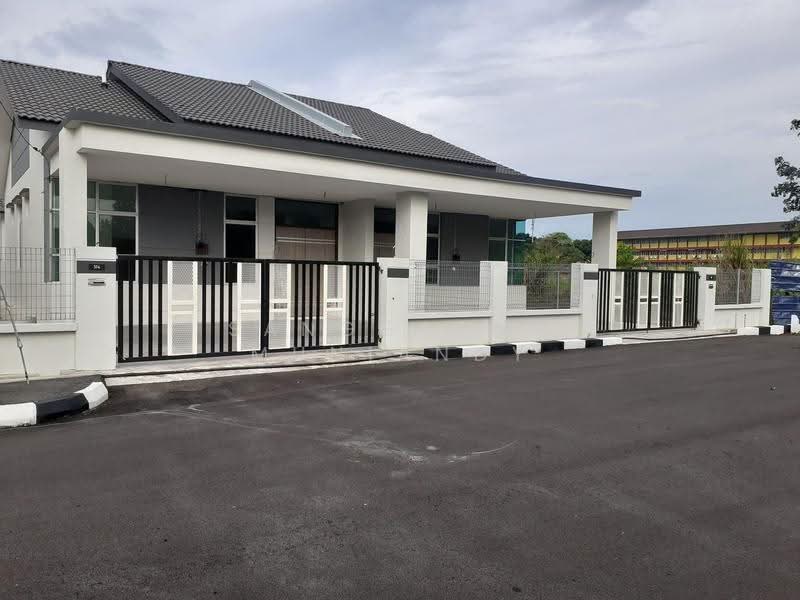 Semi-Detached House for Sale in Rumah Semi-D Setingkat di Lunas (Lunas) - Sanggaran Muniandy - Exterior - PropertyGuru.com.my