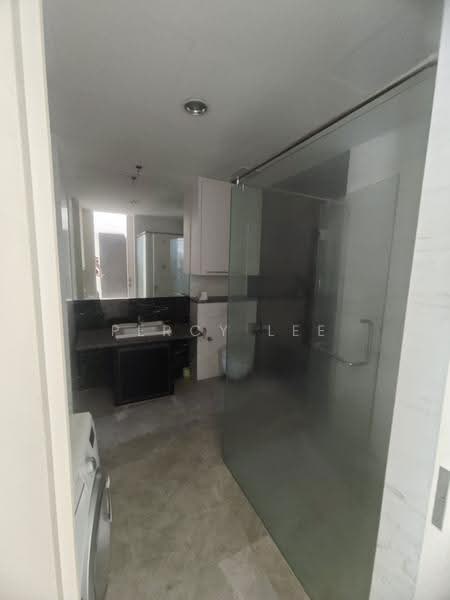 Service Residence for Sale at The Face Suites (Platinum Suites) - Percy Lee - Bathroom - PropertyGuru.com.my