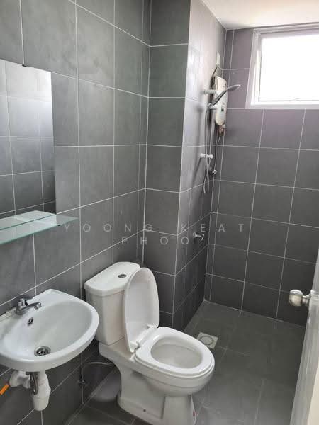 Kondominium untuk Disewa di Residensi Desa Satumas - Yoong Keat Phoo - Bathroom - PropertyGuru.com.my