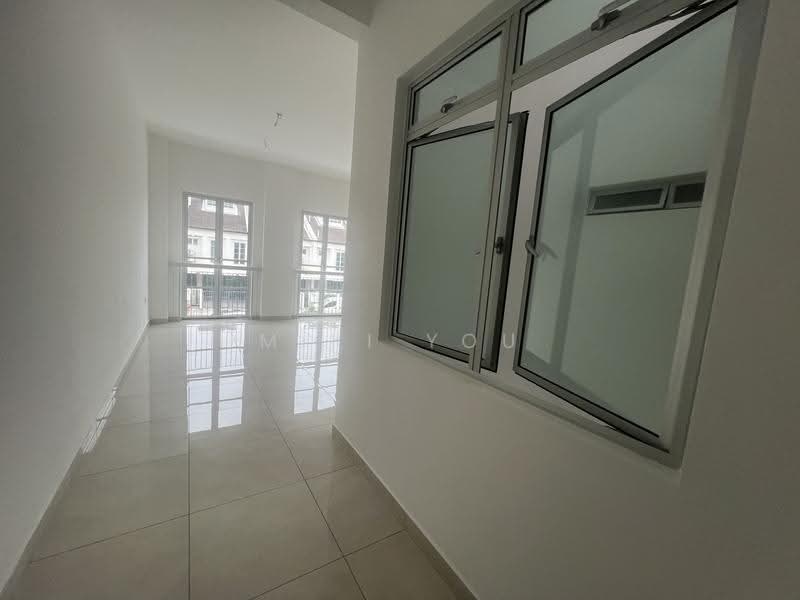 2-storey Terraced House for Sale in Bandar Rimbayu (Telok Panglima Garang) - Miki You - Interior - PropertyGuru.com.my