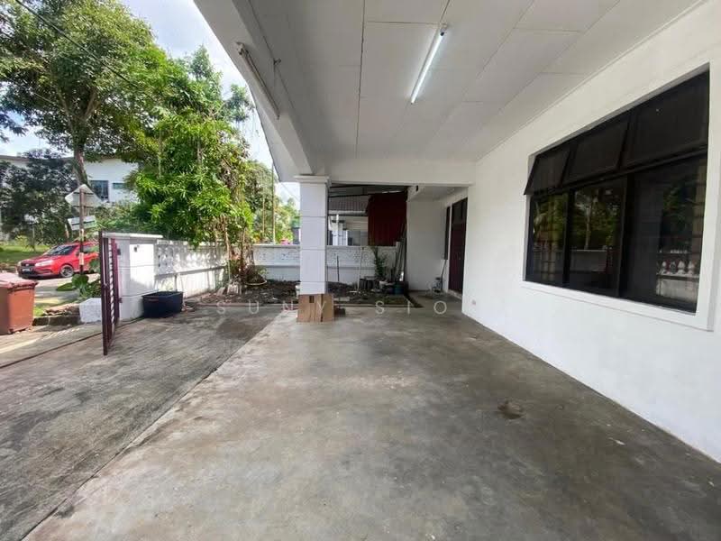 Semi-Detached House for Sale in Taman Universiti (Skudai) - Suny Sior - Exterior - PropertyGuru.com.my