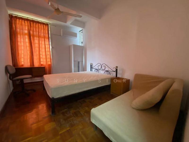 Semi-Detached House for Sale in Taman Universiti (Skudai) - Suny Sior - Bedroom - PropertyGuru.com.my