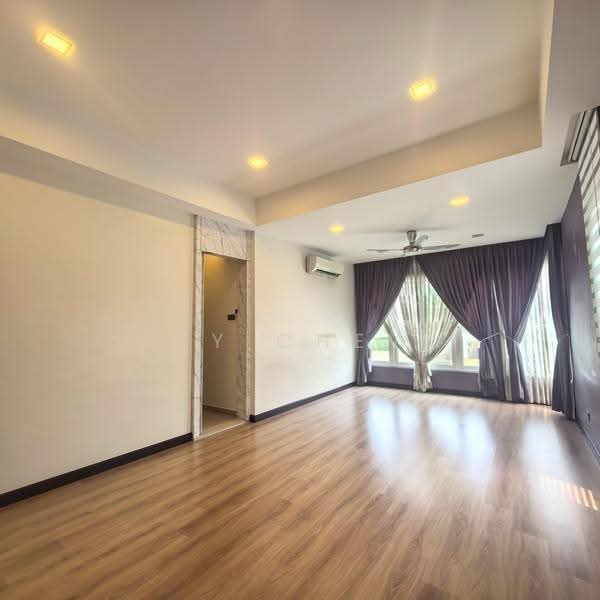Semi-Detached House for Sale in Ambang Botanic 2 (Klang) - TY Chew - Living Room - PropertyGuru.com.my