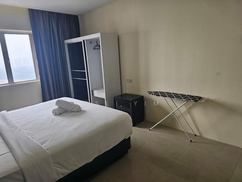 Kediaman Servis untuk Disewa di Putra Majestik - Lesli Yim - Bedroom - PropertyGuru.com.my
