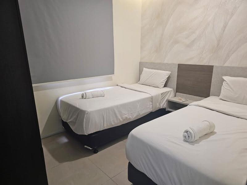 Kediaman Servis untuk Disewa di Putra Majestik - Lesli Yim - Bedroom - PropertyGuru.com.my