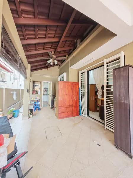Semi-Detached House for Sale in Taman Mutiara Indah (Puchong) - Evan Goh - Balcony - PropertyGuru.com.my