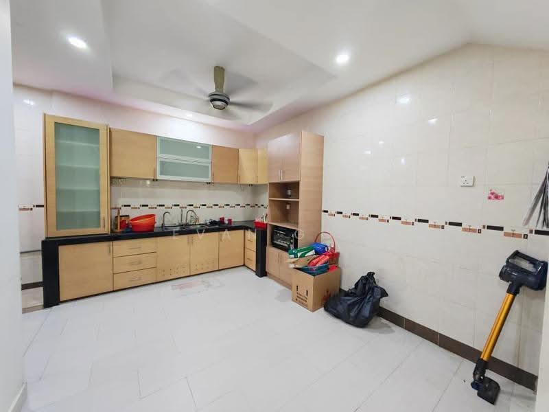 Semi-Detached House for Sale in Taman Mutiara Indah (Puchong) - Evan Goh - Kitchen - PropertyGuru.com.my