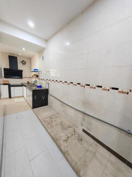 Semi-Detached House for Sale in Taman Mutiara Indah (Puchong) - Evan Goh - Kitchen - PropertyGuru.com.my