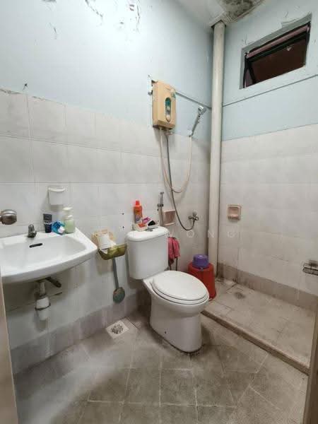 Rumah Teres 1.5-Tingkat untuk Dijual di Masai (Johor) - Rich Wong - Bathroom - PropertyGuru.com.my