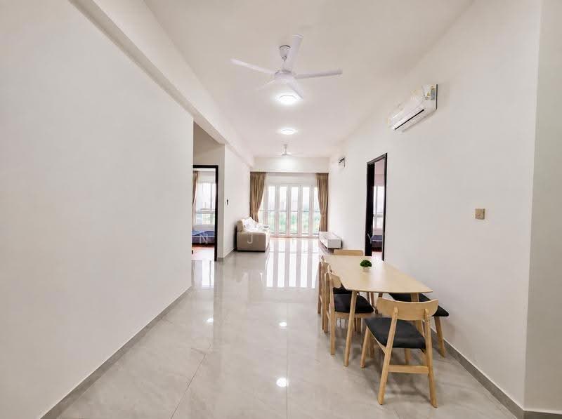 Kondominium untuk Dijual di Codrington Residence - Tan Jing Yi - Living Room - PropertyGuru.com.my