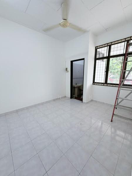 1-storey Terraced House for Sale in Taman Daya (Johor Bahru) - Iden Tan - Interior - PropertyGuru.com.my