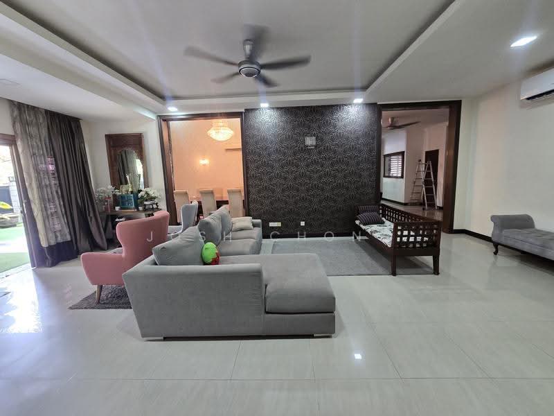 2-storey Terraced House for Sale in Putra Heights (Subang Jaya) - Josh Chong - Living Room - PropertyGuru.com.my