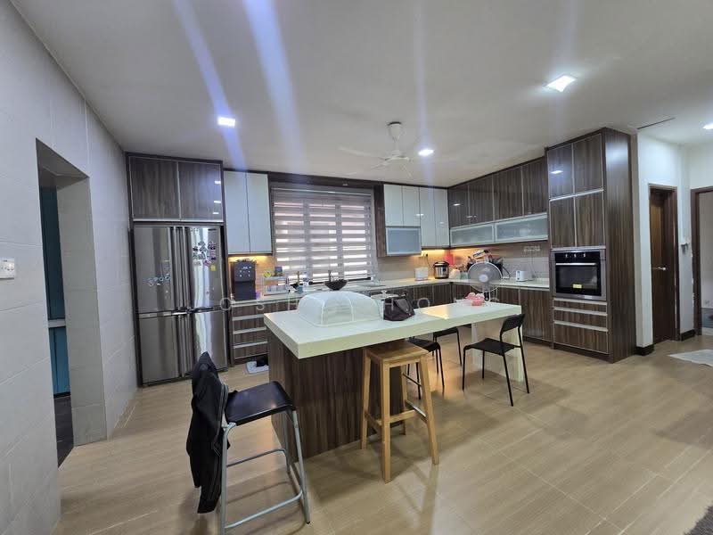 2-storey Terraced House for Sale in Putra Heights (Subang Jaya) - Josh Chong - Kitchen - PropertyGuru.com.my