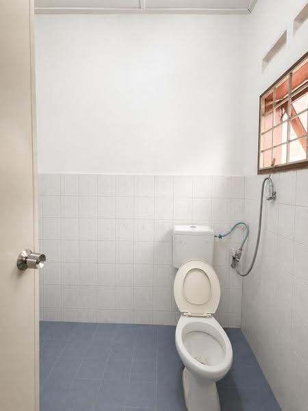 Rumah Berkembar untuk Dijual di Johor Bahru (Johor) - Kelvin Lei - Bathroom - PropertyGuru.com.my