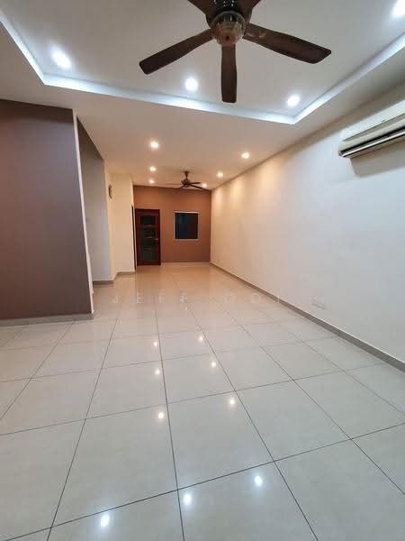 Rumah Teres 3-Tingkat untuk Dijual di Taman Green Lane (Jelutong) - Jeff Ooi - Living Room - PropertyGuru.com.my