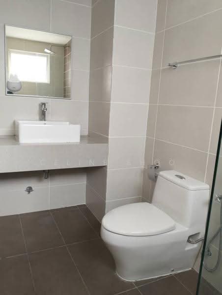 Kondominium untuk Disewa di Paraiso Residence @ The Earth - Celine Shoo - Bathroom - PropertyGuru.com.my