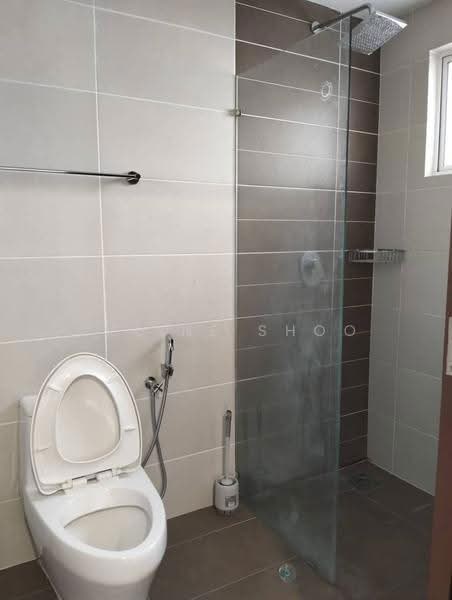 Kondominium untuk Disewa di Paraiso Residence @ The Earth - Celine Shoo - Bathroom - PropertyGuru.com.my