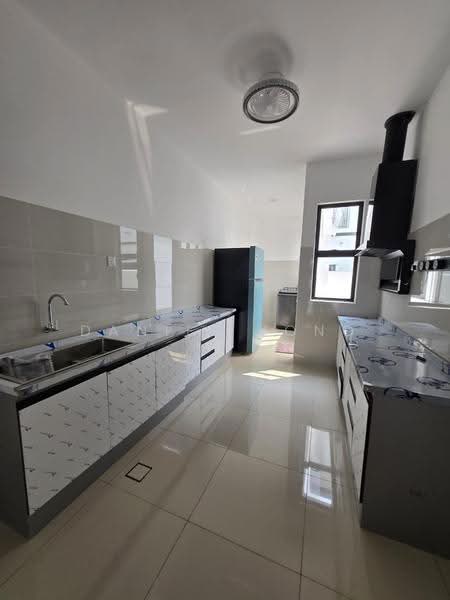Cluster House for Rent in Eco Botanic (Iskandar Puteri (Nusajaya)) - Daniel Yong - Kitchen - PropertyGuru.com.my