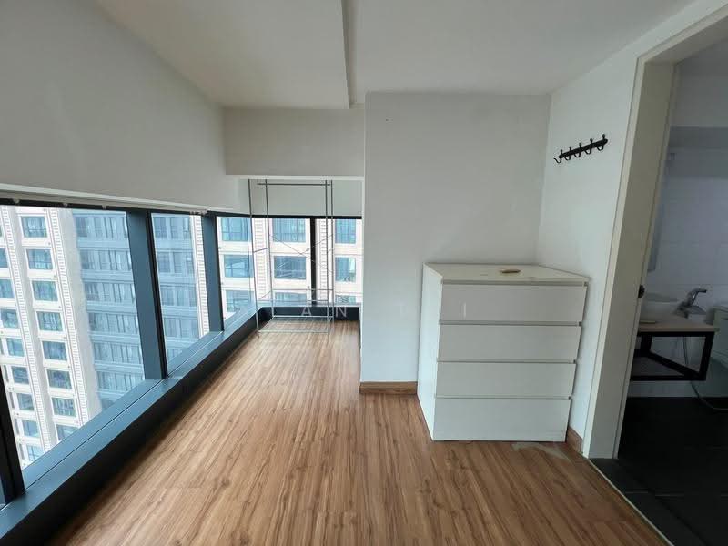 Kondominium untuk Disewa di My Loft @ Empire City - Alan Tai - Balcony - PropertyGuru.com.my