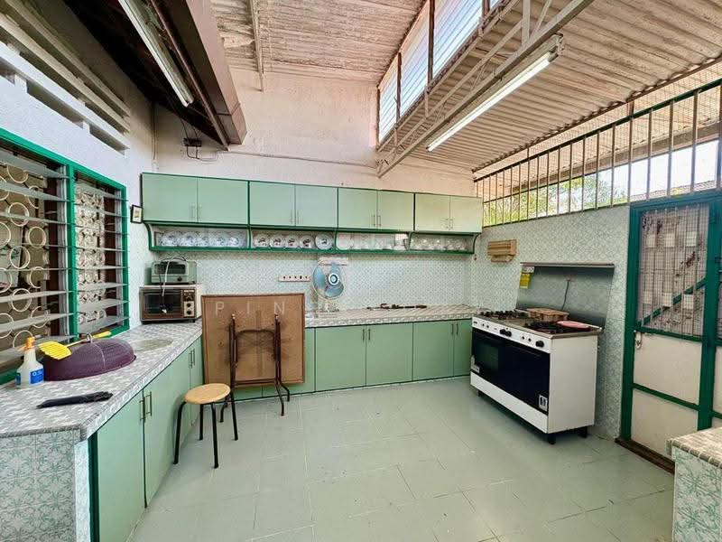 Rumah Berkembar untuk Dijual di Jelutong (Penang) - Ping Koay - Kitchen - PropertyGuru.com.my