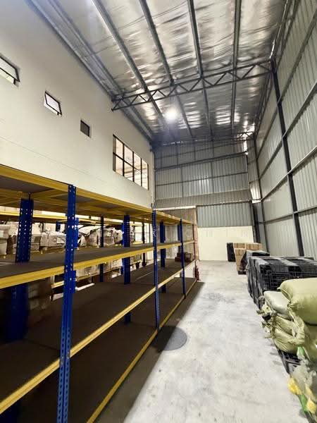Warehouse for Rent in Kawasan Perindustrian Budiman (Cheras) - Dennix Chin - Interior - PropertyGuru.com.my