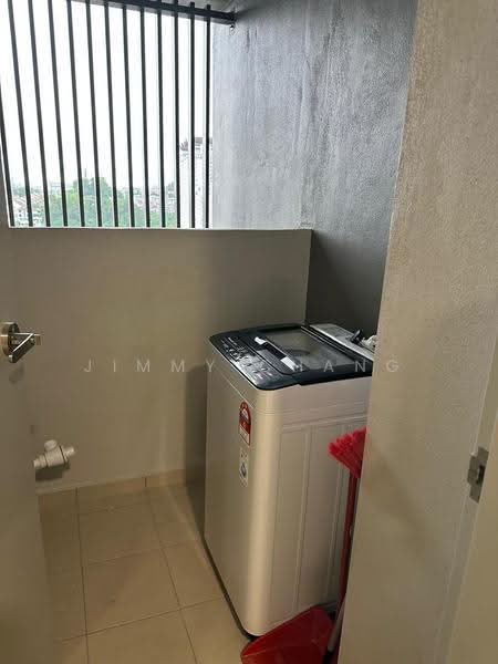 Kediaman Servis untuk Disewa di Emerald 9 - Jimmy Chang - Balcony - PropertyGuru.com.my