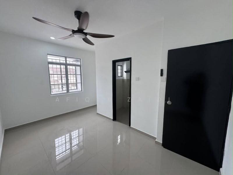 Rumah Teres 2-Tingkat untuk Dijual di Subang Jaya (Selangor) - Afiqah zaidi - PropertyGuru.com.my