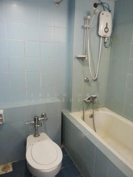 Apartment for Rent at Desa Mar Vista - Jason Hau Jen Shean - Bathroom - PropertyGuru.com.my